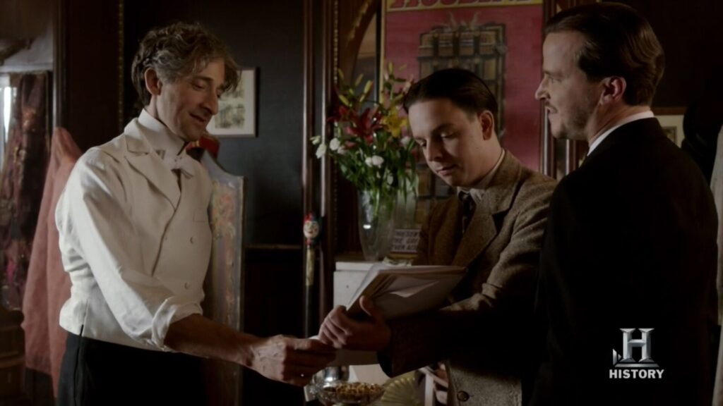 A Houdini című tévés minisorozatban Adrien Brodyval (Fotó: History Channel)