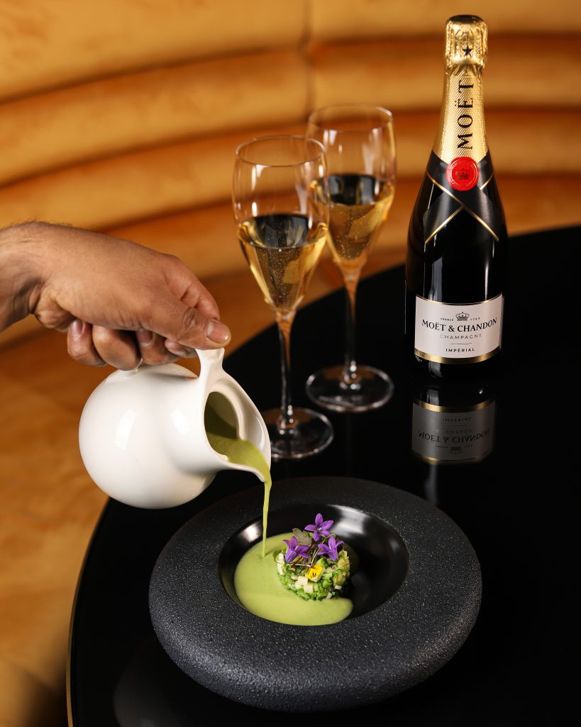 Pezsgő és indiai étel házassága? A Bombay Budapest és a Moët & Chandon bebizonyította, hogy nem lehetetlen Remind magazin