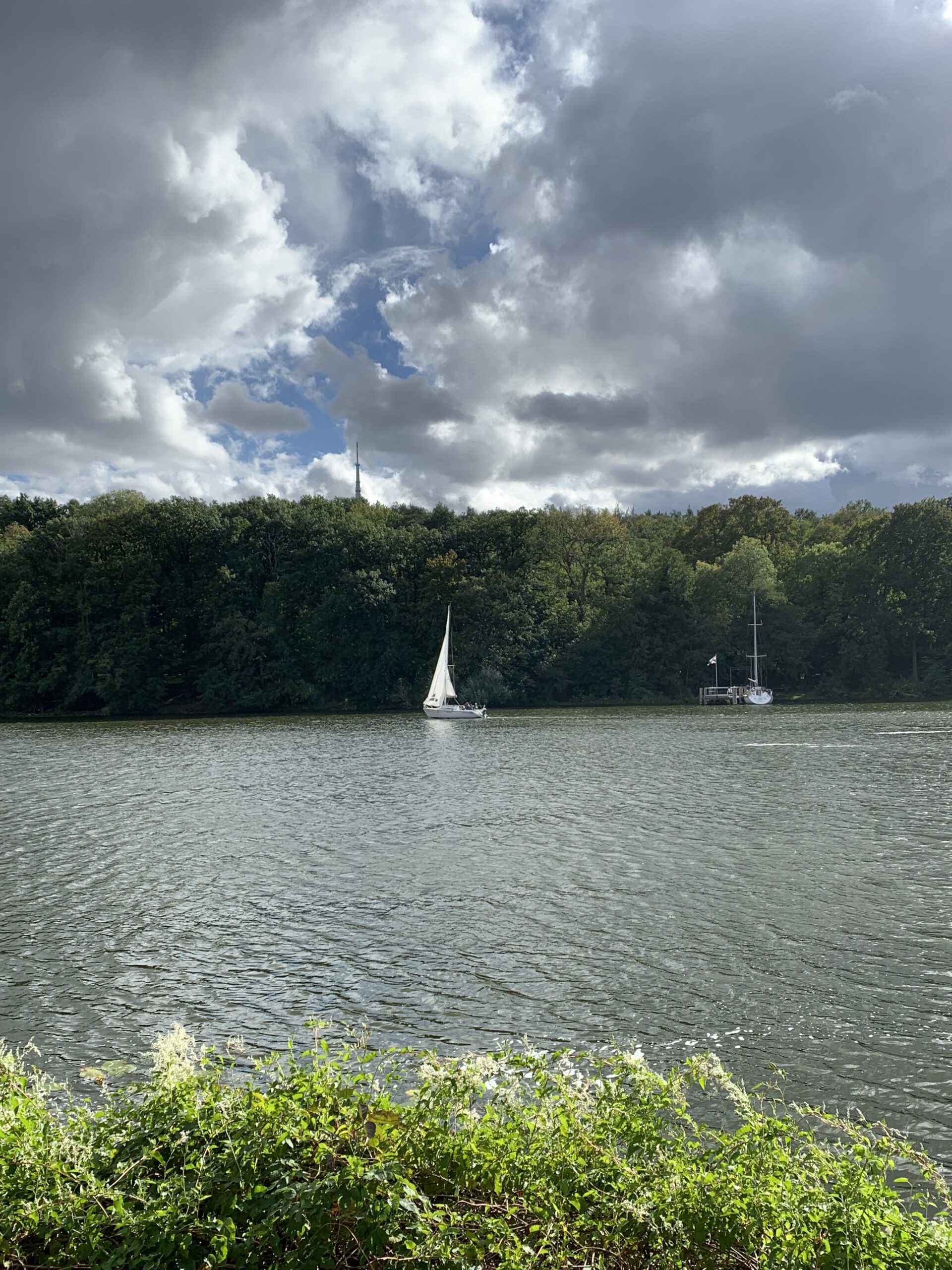 Temető kávézó, Páva-sziget, ötemeletes vintage bolt – Ezzel a berlini listával tedd teljessé a kötelezőket Remind magazin