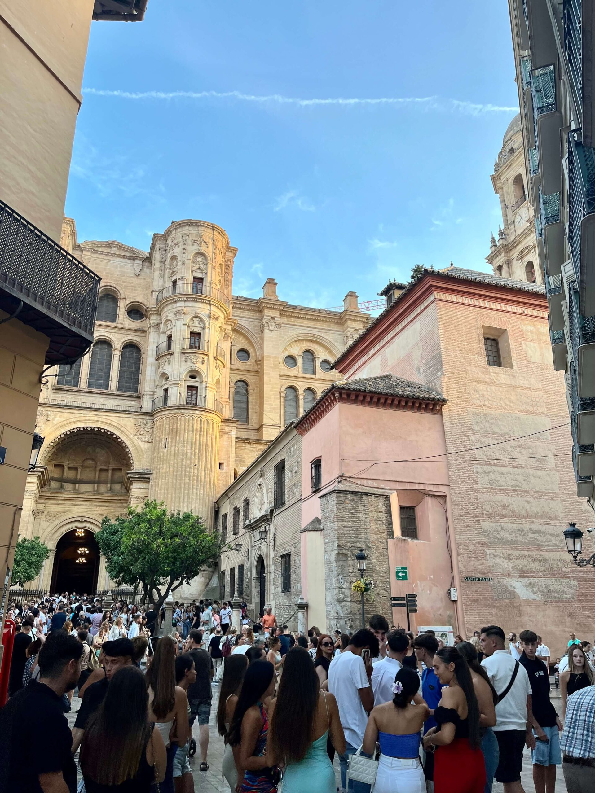 A színes, szagos, szélesvásznú város: Málaga Remind magazin