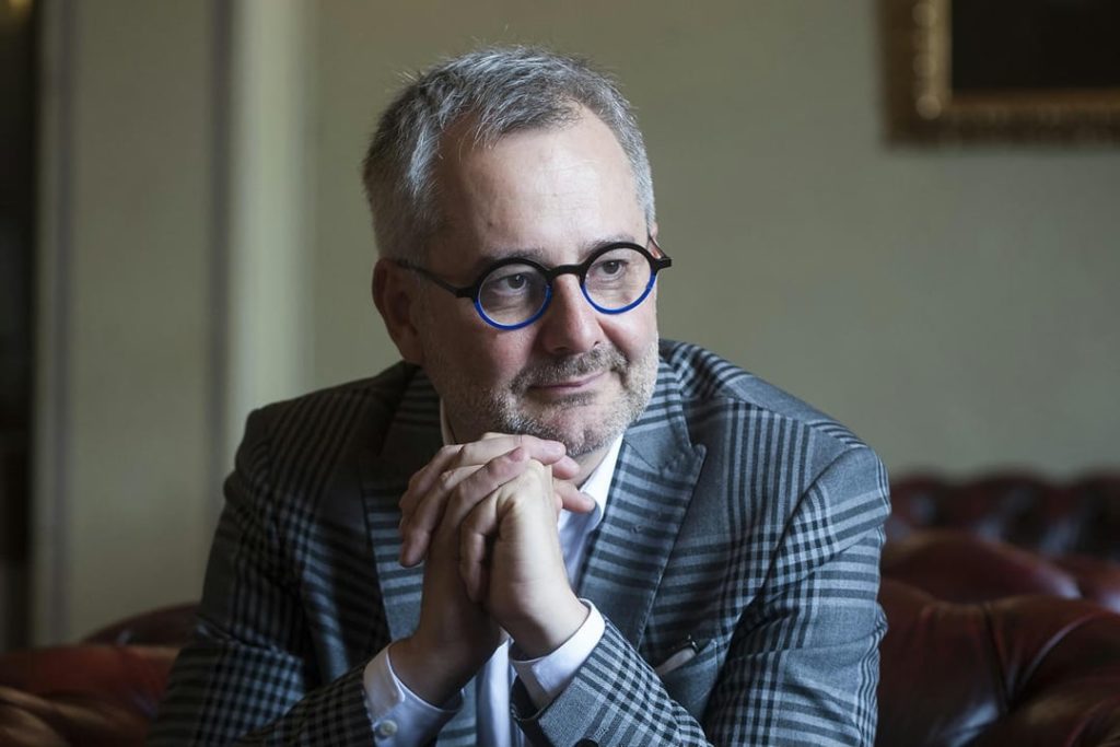 Barabasi_Albert-Laszlo