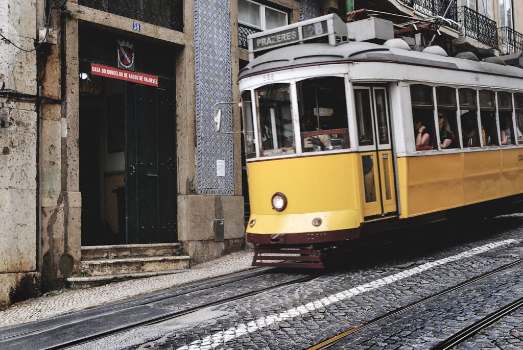 Ez lett a világ legszínesebb városa, tőlünk mindössze 3000 kilométerre legszinesebb_varos_lisszabon_foto_pexels