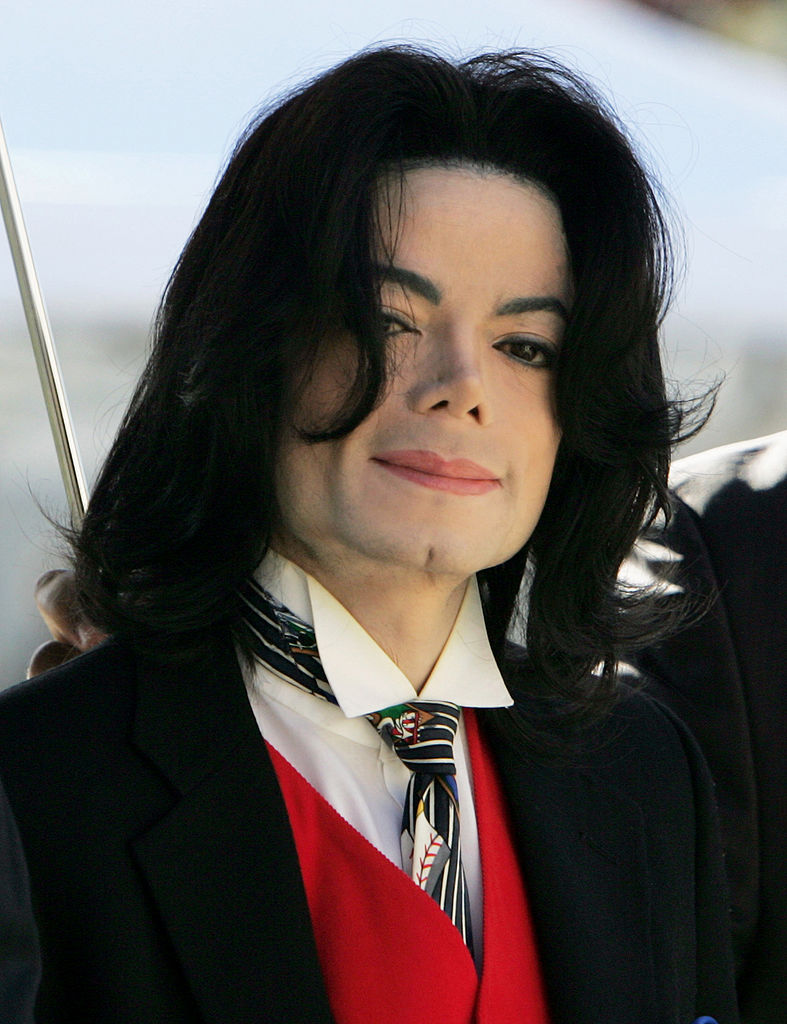„Nagy áldás Istentől, ha olyat csinálsz, amivel az embereket kiszakíthatod gondjaikból” - interjú Michael Jackson magyar alteregójával Remind magazin