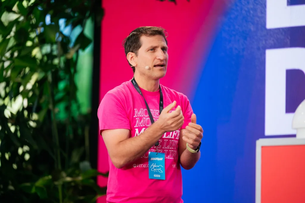 Adam Gries: „A biológiai megfiatalítás nagyon is elképzelhető” - interjú a Vitalism alapítójával Remind magazin